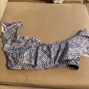 Leith size M/L off the shoulder swim top